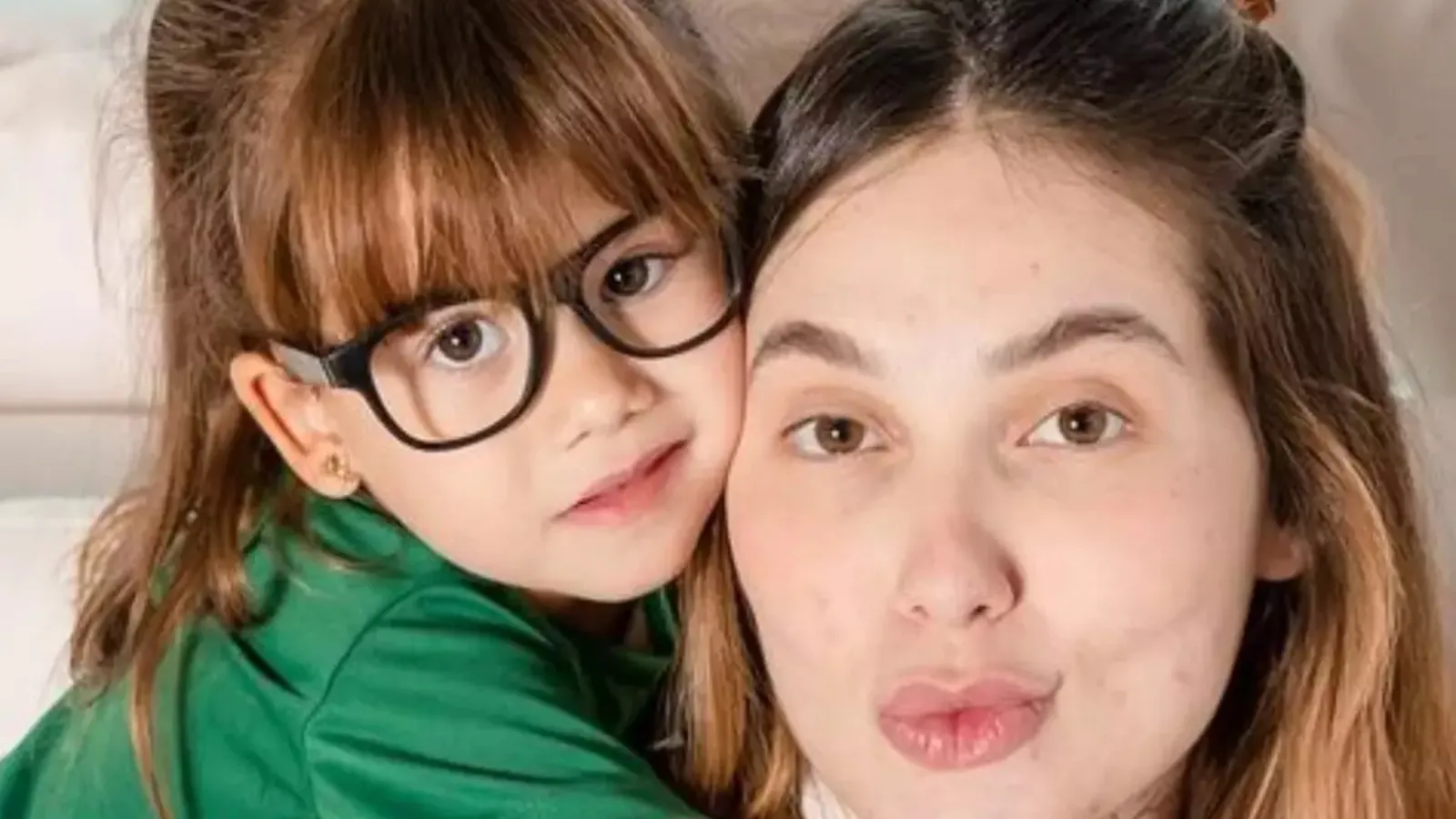 Infância de Virginia Fonseca impressiona seguidores pela semelhança com a filha Maria Alice - Imagem do artigo