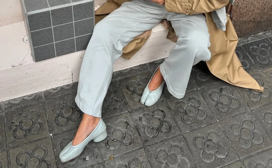 Cinco modelos de calçados ganham força para a primavera de 2026 - Imagem do artigo