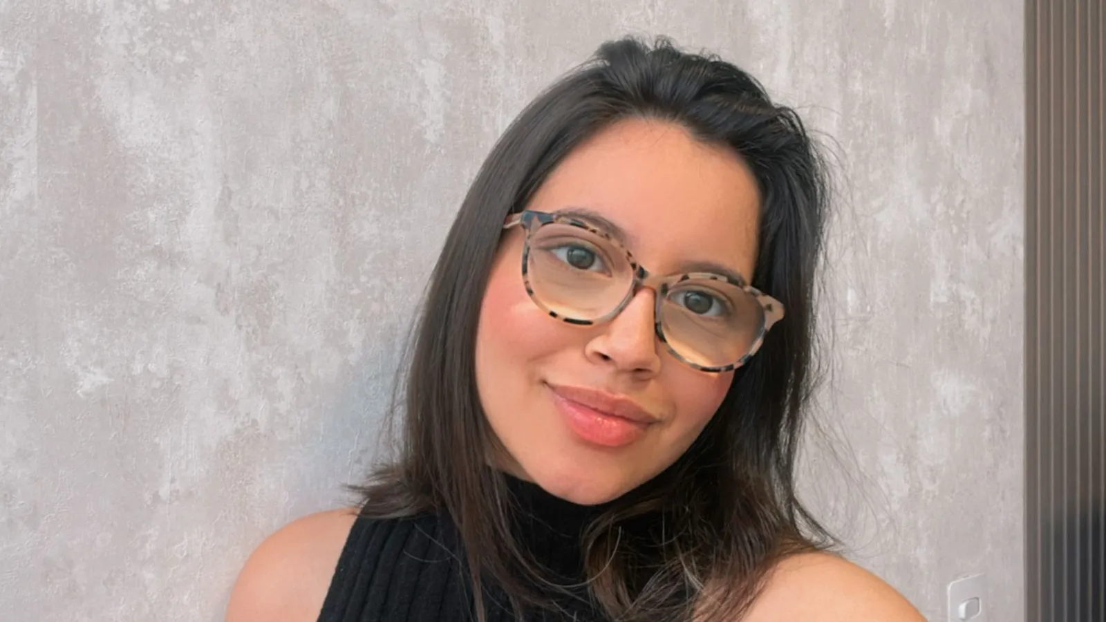 Jovem advogada narra percurso até o diagnóstico de esclerose múltipla e celebra pequenas vitórias diárias - Imagem do artigo