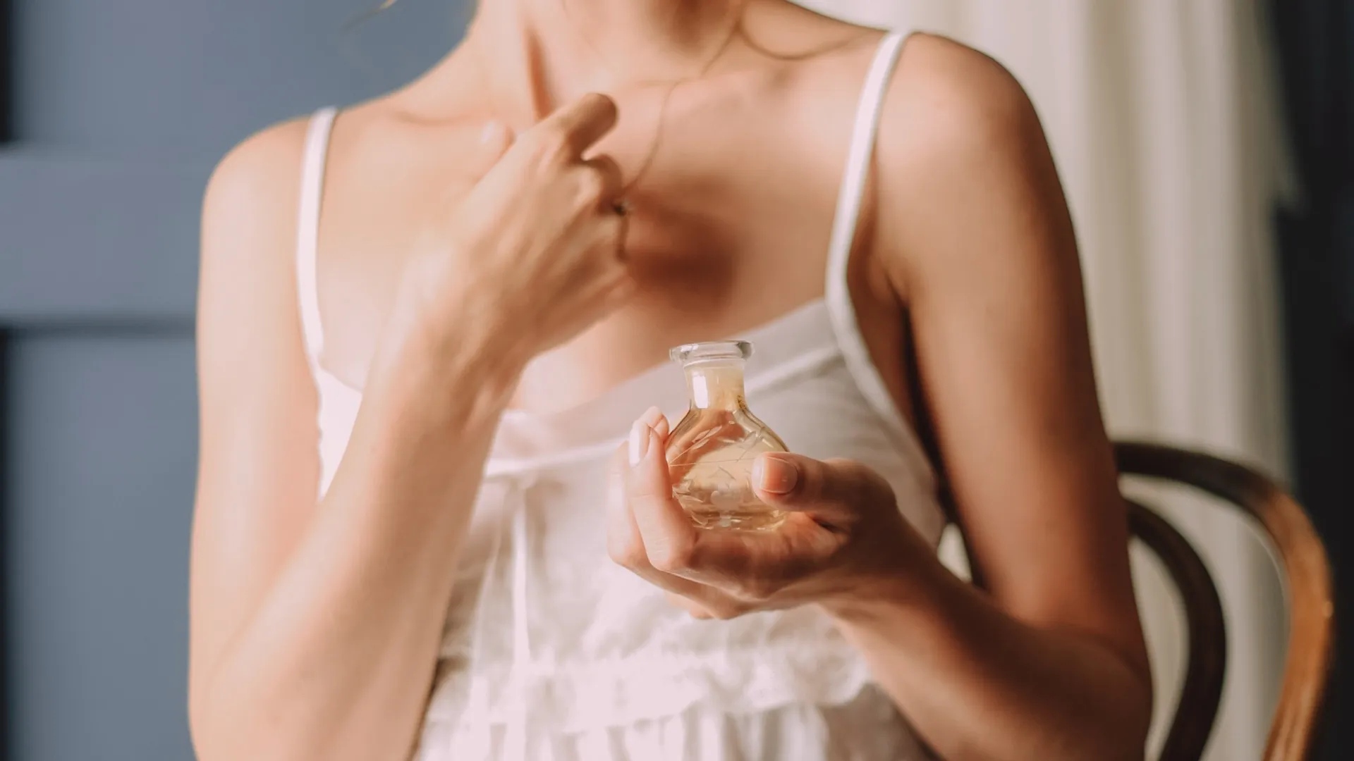 Seis perfumes importados com notas amadeiradas aliam sofisticação e calor - Imagem do artigo