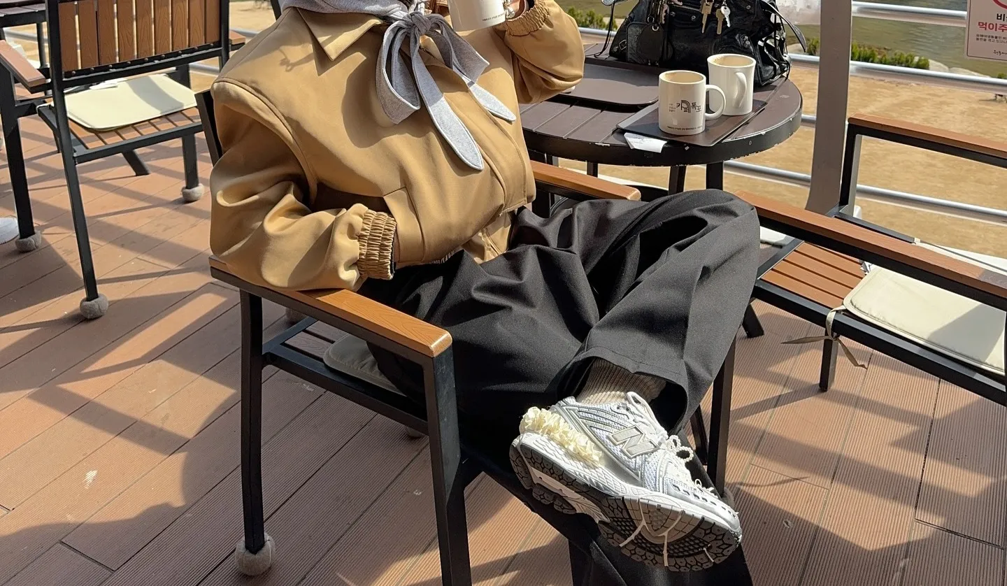 Sola alta e visual robusto recolocam os dad sneakers no radar do street style - Imagem do artigo