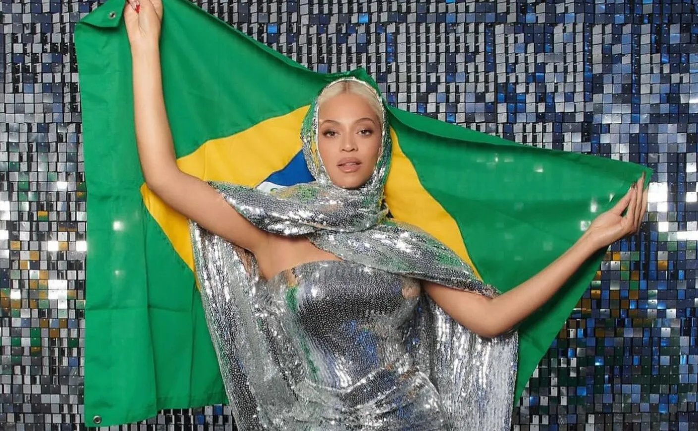 Beyoncé faz 44 anos e 20 figurinos que definem sua trajetória ganham destaque - Imagem do artigo