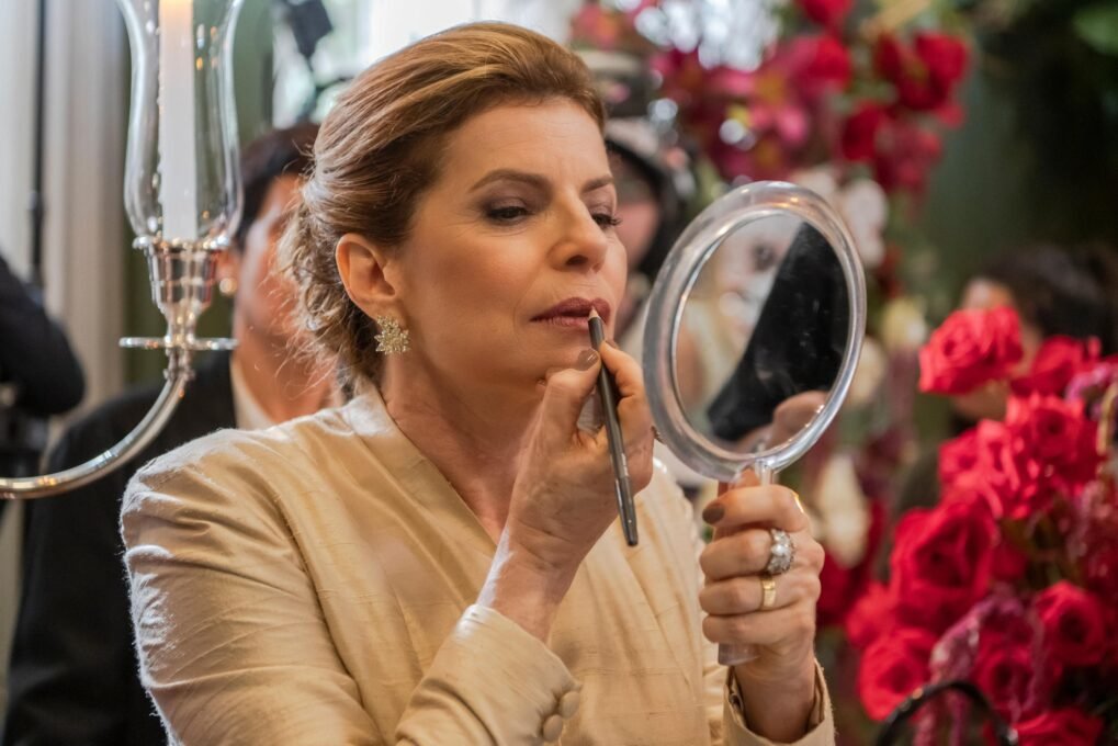 Vale Tudo muda horário nesta terça; capítulo às 22h30 - Imagem do artigo