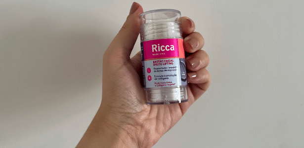 Bastão facial Ricca: efeito lifting instantâneo por R$39 - Imagem do artigo