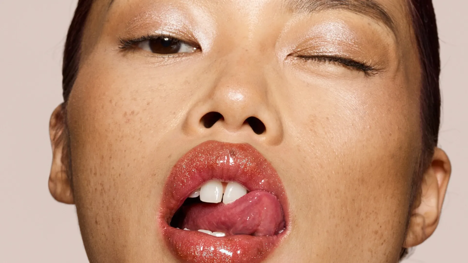 Produtos para lábios: 6 opções que hidratam e maquiam - Imagem do artigo