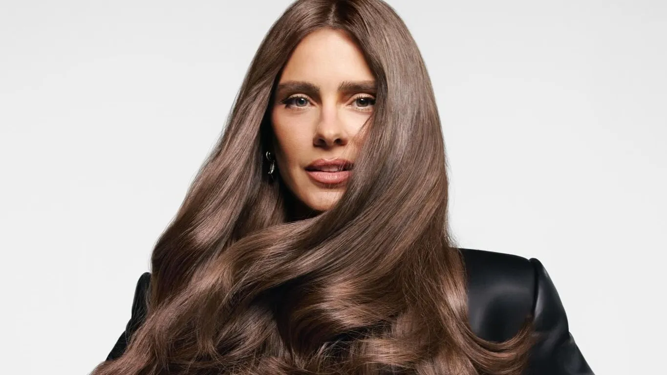Carolina Dieckmann morena: nova cor Light Brown anima fãs - Imagem do artigo