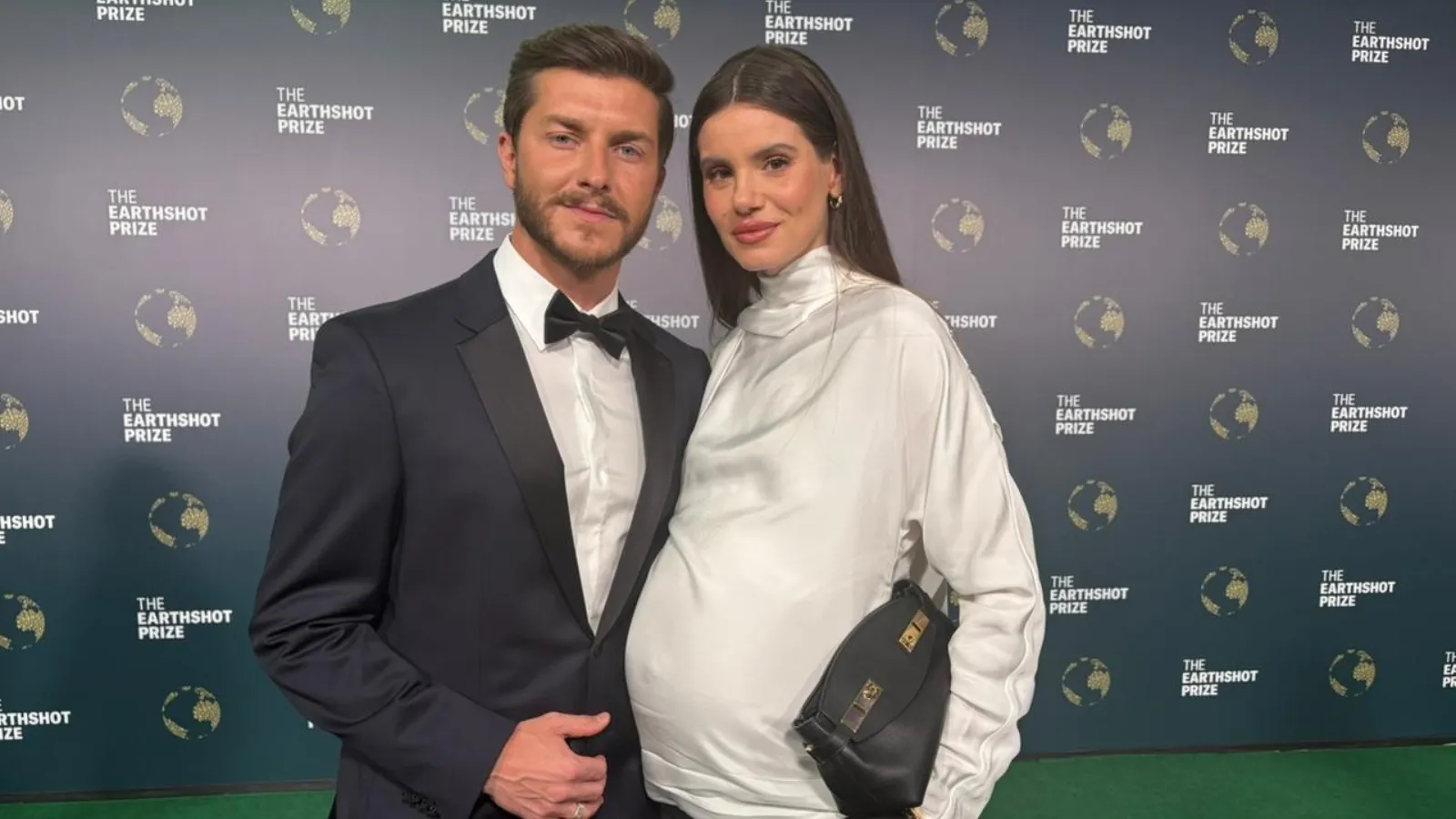 Camila Queiroz aborda mudanças no corpo na gravidez - Imagem do artigo