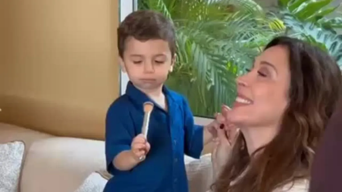Claudia Raia é maquiada pelo filho antes de gravação - Imagem do artigo