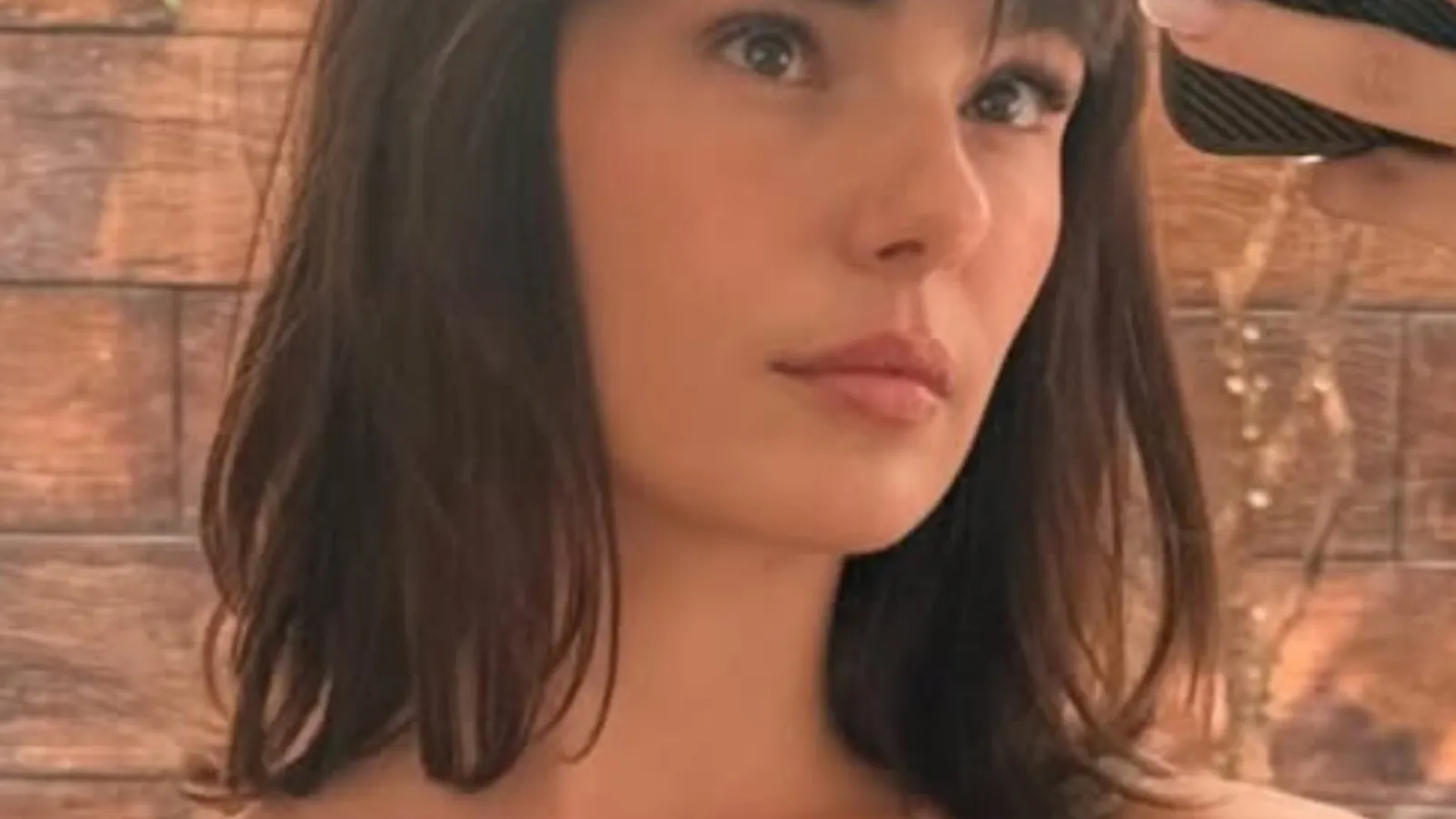 Isis Valverde exibe novo visual e sinaliza projeto na TV - Imagem do artigo