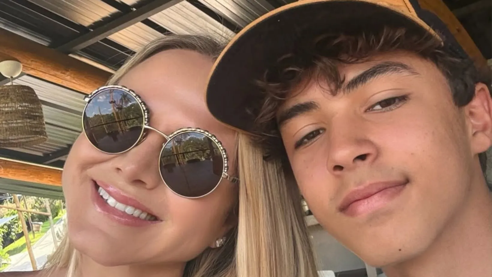 Eliana exibe filhos crescidos e surpreende fãs online - Imagem do artigo