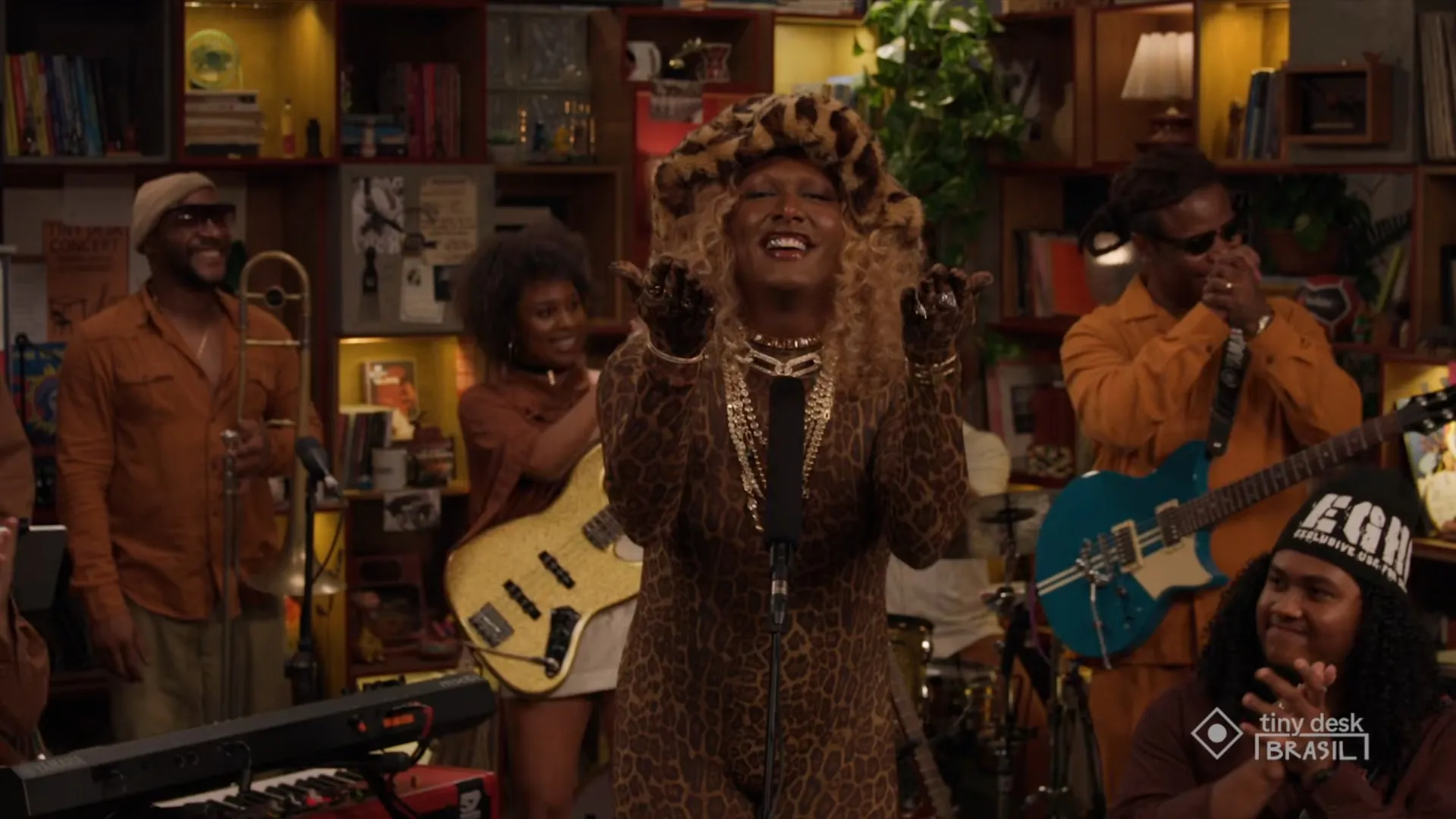 Lip combo de Liniker no Tiny Desk Brasil: produtos revelados - Imagem do artigo