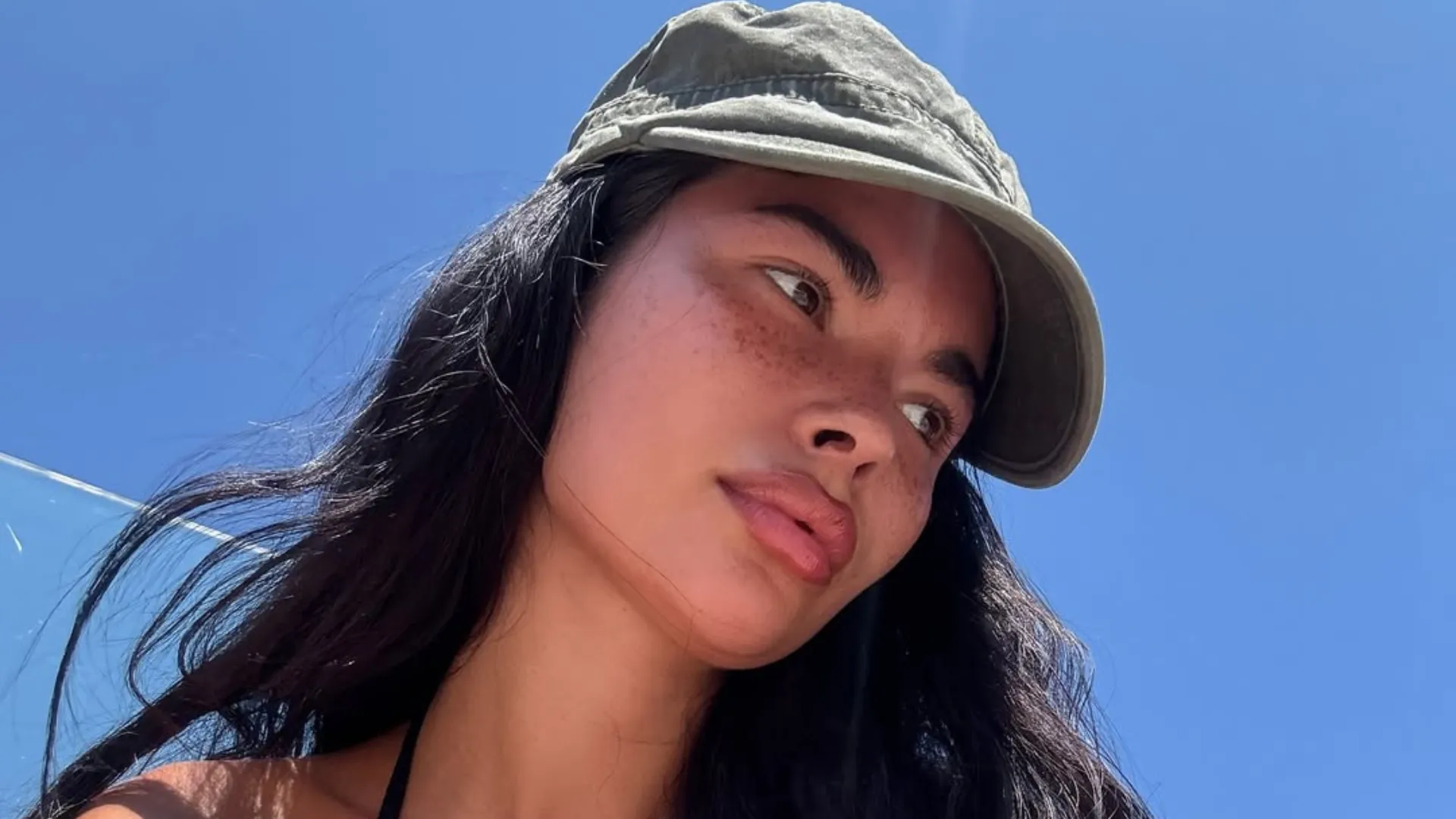 Proteger o couro cabeludo do sol: 4 dicas essenciais - Imagem do artigo