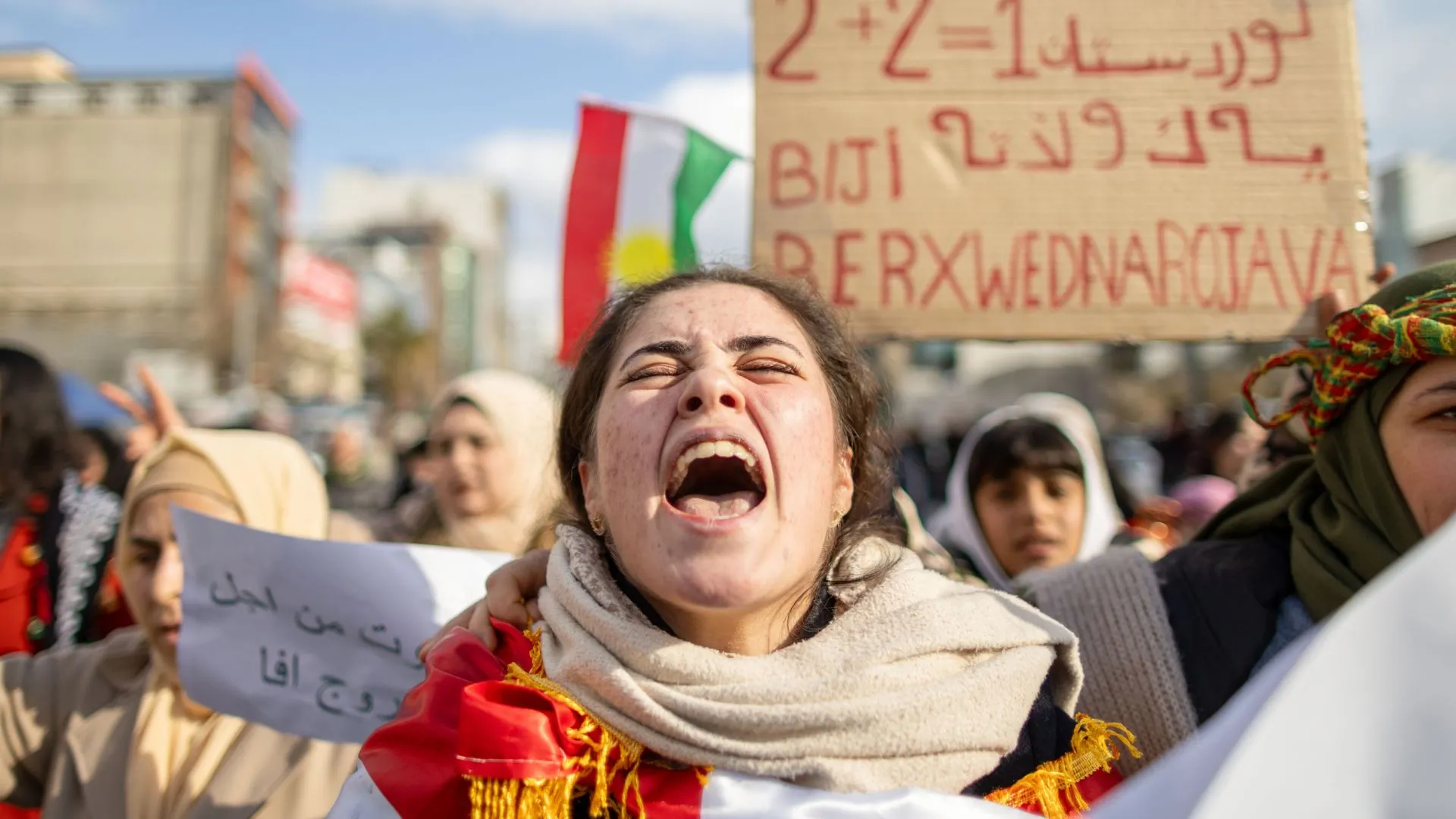 Protestos no Irã 2026: mulheres desafiam regime - Imagem do artigo