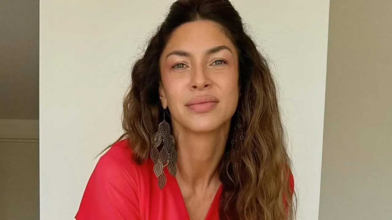 Romina Gaetani relata violência doméstica e mantém silêncio - Imagem do artigo