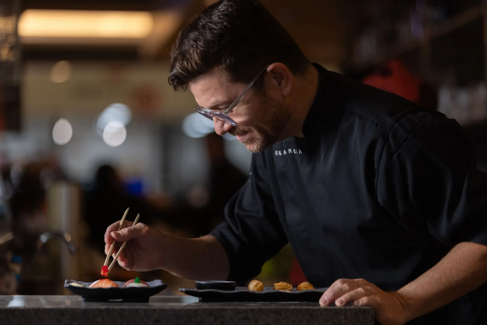 Guga Rocha estreia restaurante GuSan de culinária asiática - Imagem do artigo