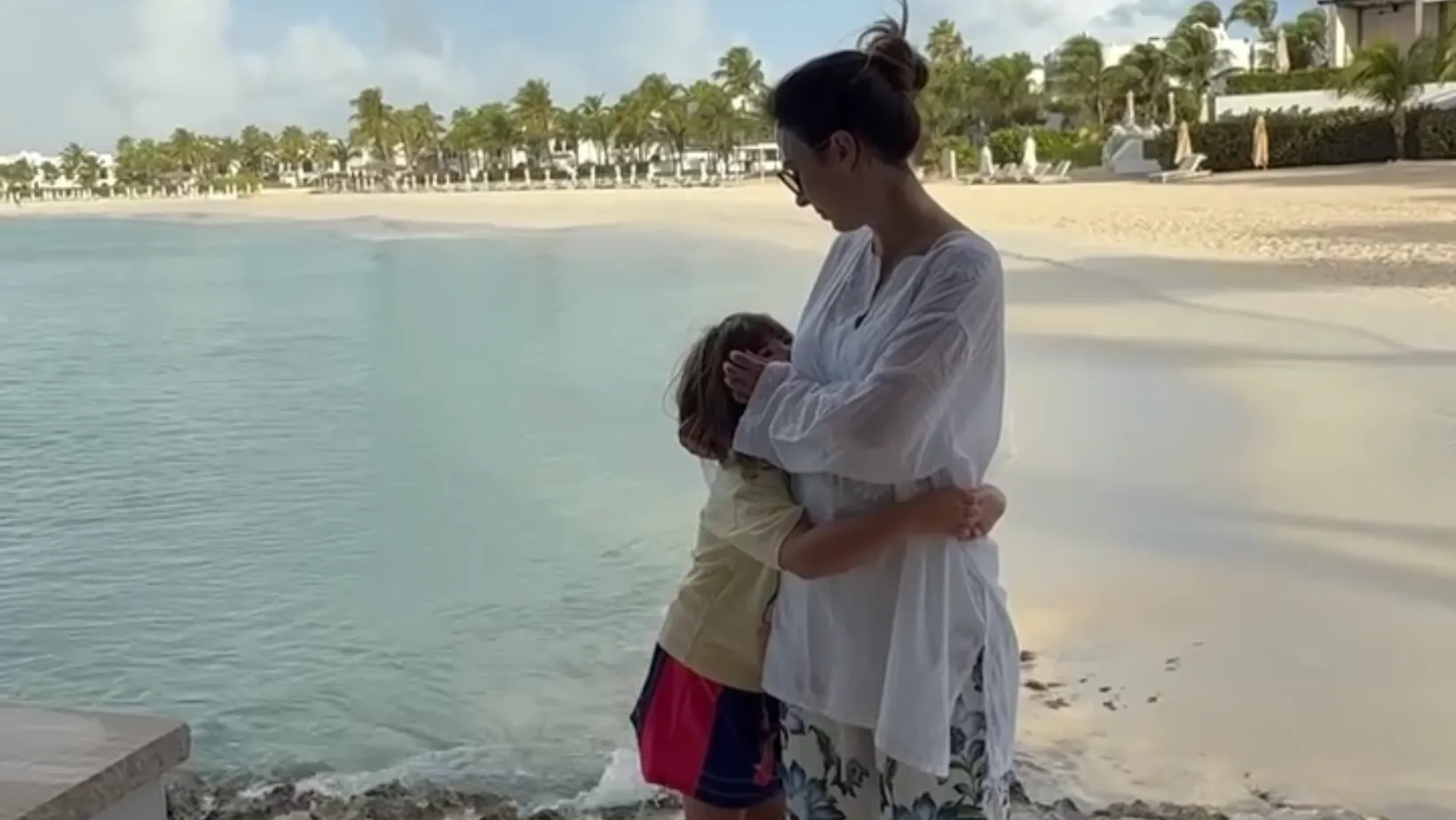 Tata Werneck exibe momento fofo com a filha Clara Maria - Imagem do artigo