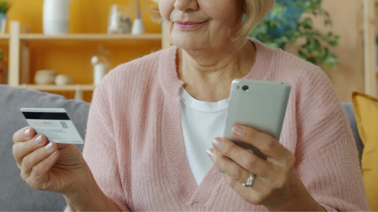 Golpista do amor: inglesa perde tudo em golpe sentimental - Imagem do artigo