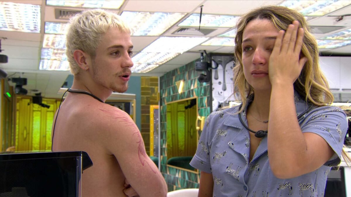 Samira chora no BBB 26 após discussão com Babu - Imagem do artigo