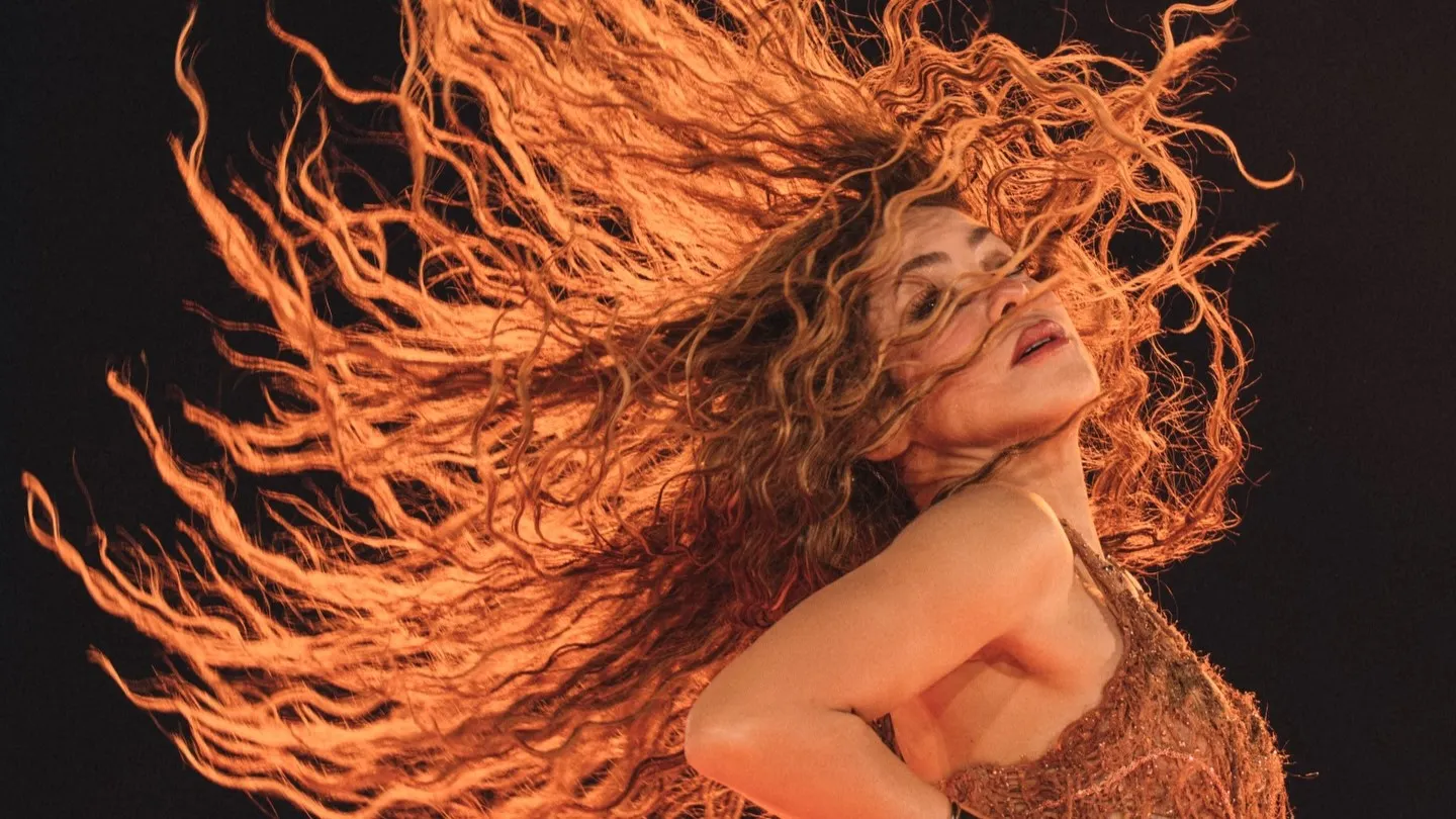 Cabelo de Shakira: volume de leoa e rotina de beleza simples - Imagem do artigo