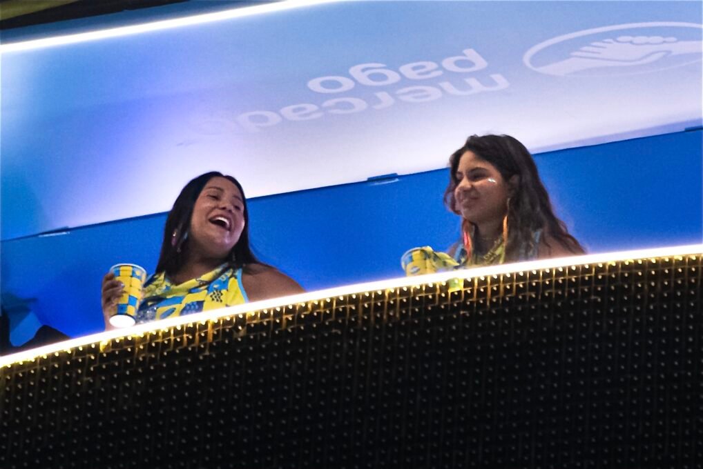 Gabriela e Chaiany brilham na Sapucaí em noite de carnaval - Imagem do artigo