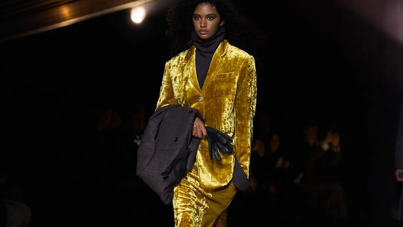 Alfaiataria Boss inverno 2026 reinventa ternos - Imagem do artigo