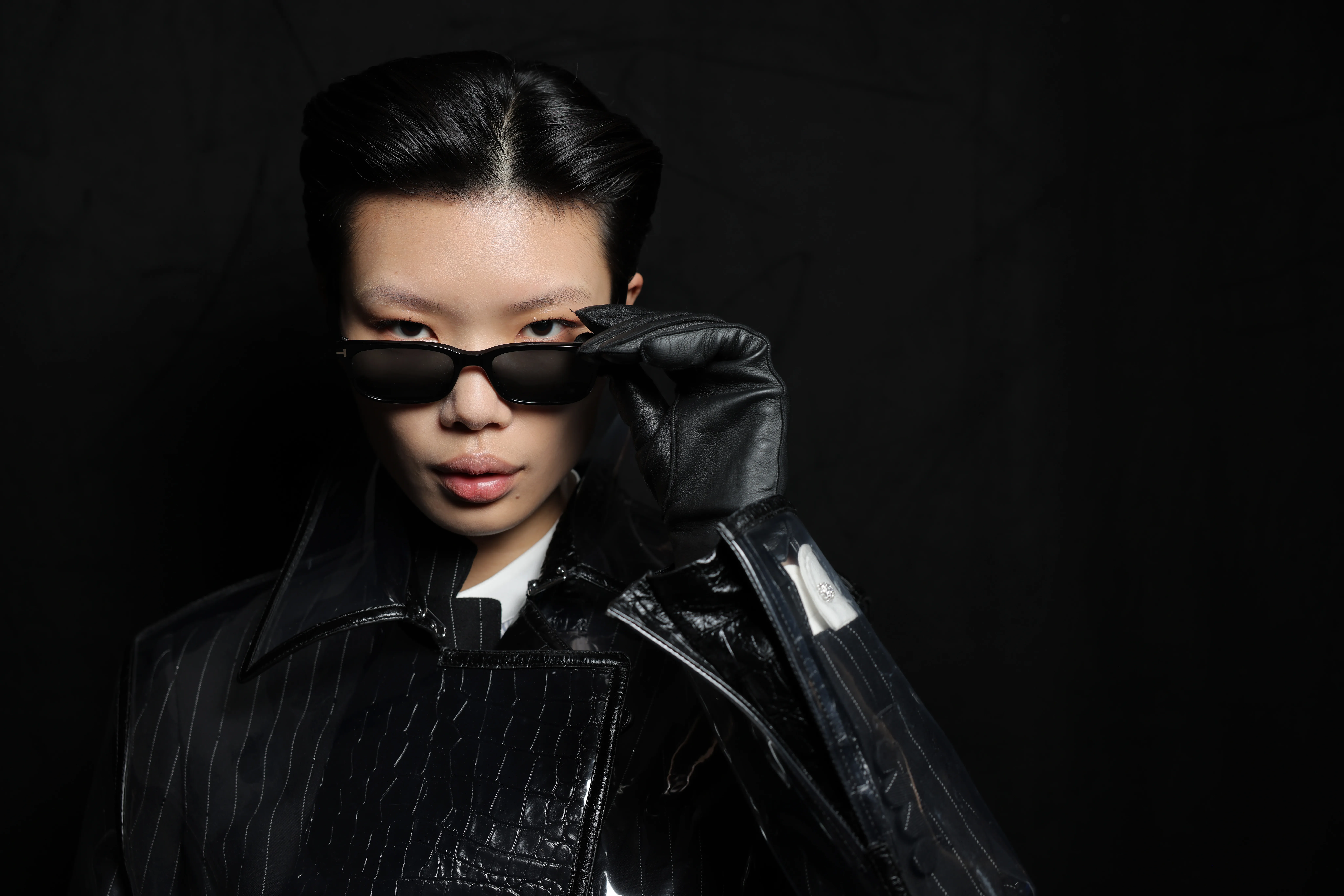 Haider Ackermann revive poder na Tom Ford inverno 2026 - Imagem do artigo