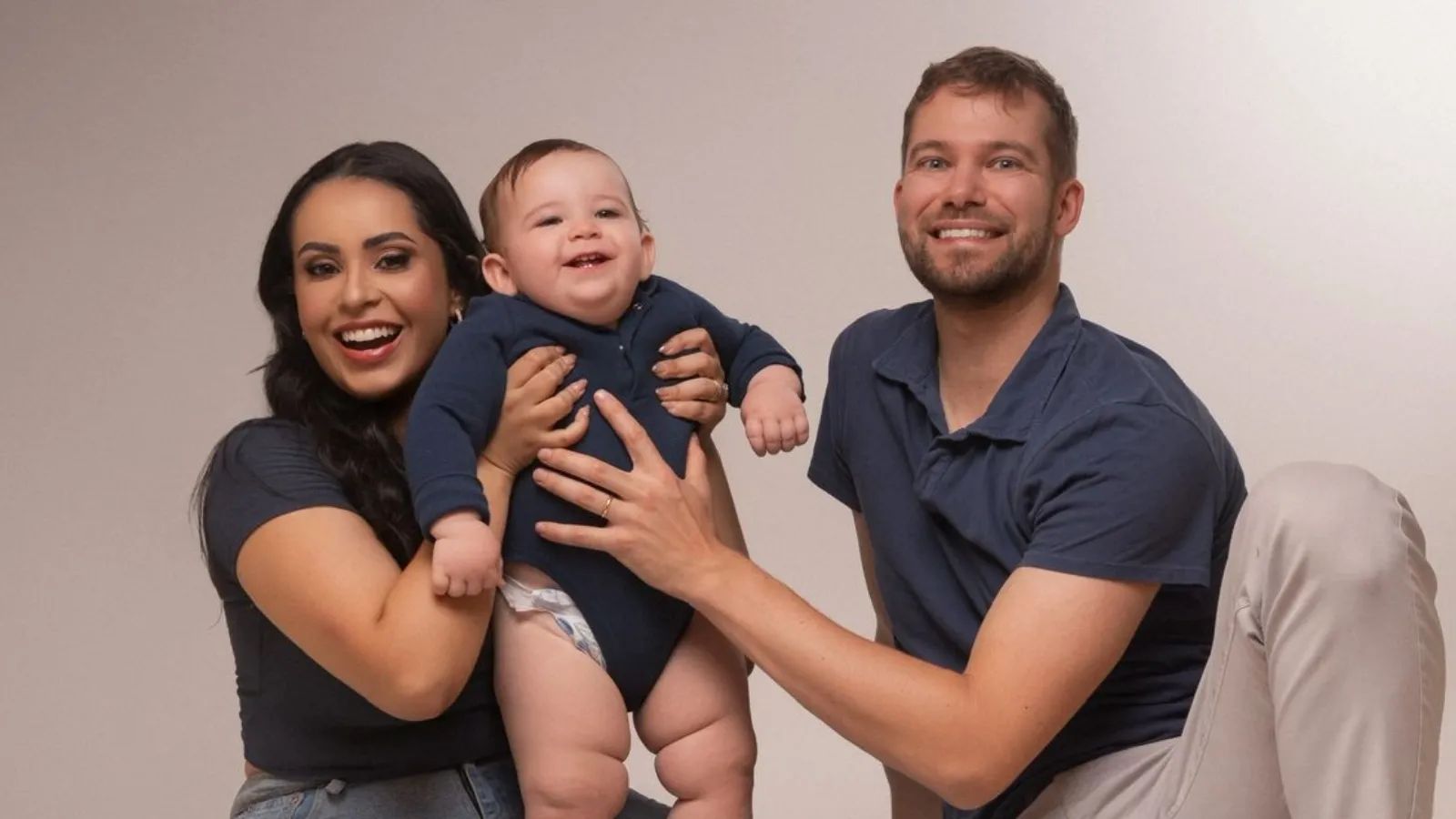 Teste de DNA para cidadania tcheca surpreende mãe - Imagem do artigo