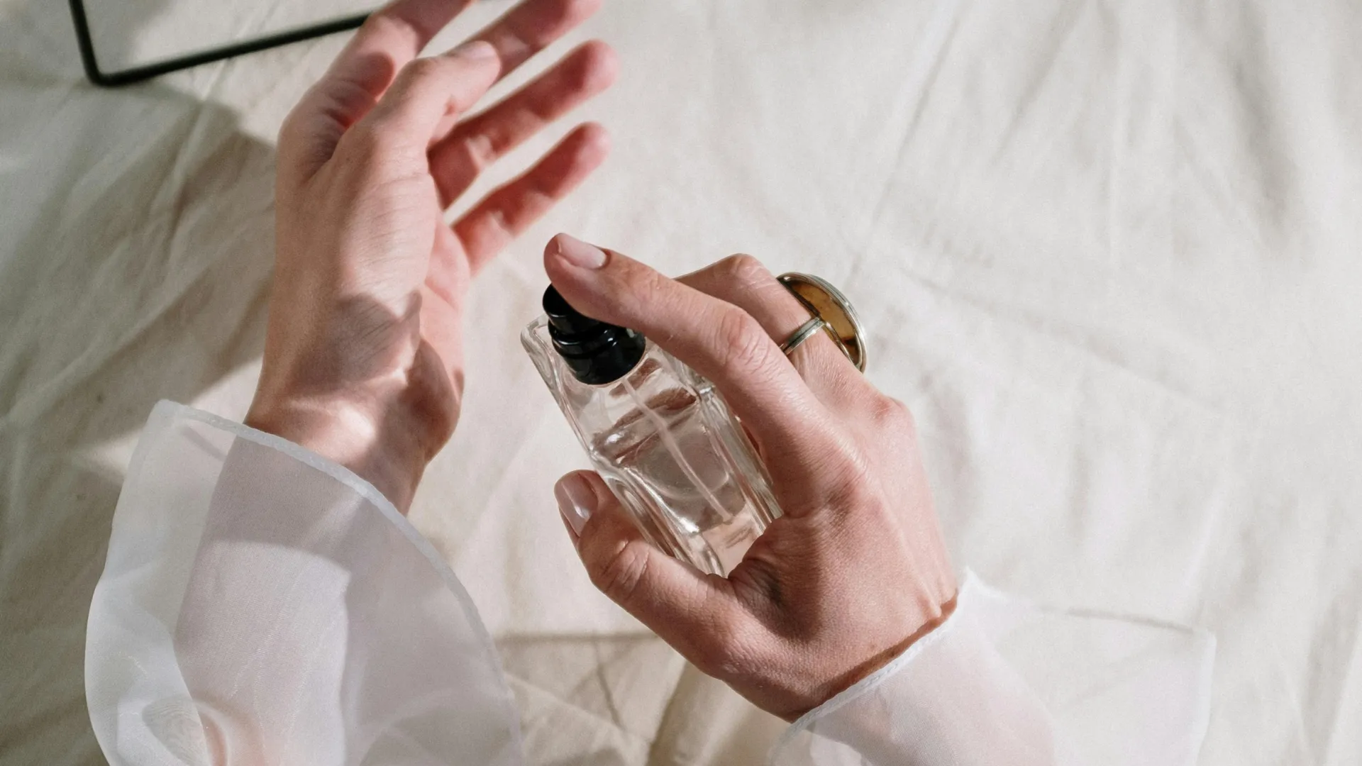 Dia do Perfume: fragrâncias queridinhas da redação - Imagem do artigo