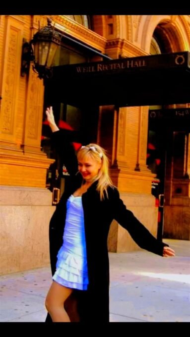 Claudia Mauro homenageia Marianne Ebert com dança - Imagem do artigo original