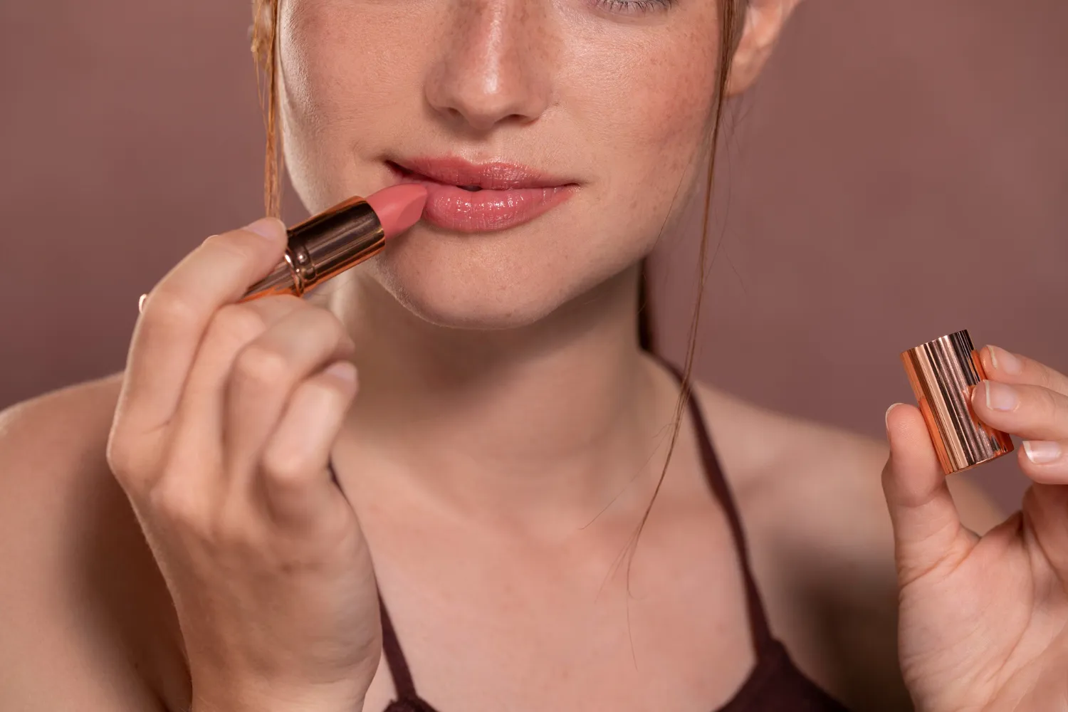 Batom, lip tint e gloss: saiba qual usar em cada ocasião - Imagem do artigo