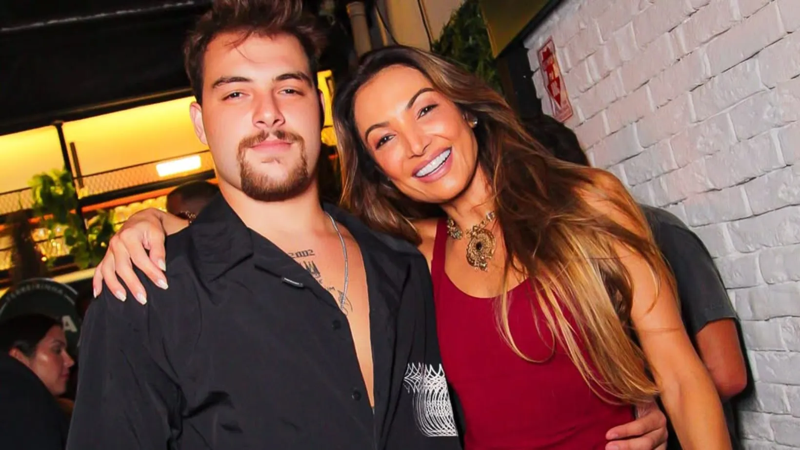 Patrícia Poeta celebra Páscoa com filho após cirurgias - Imagem do artigo