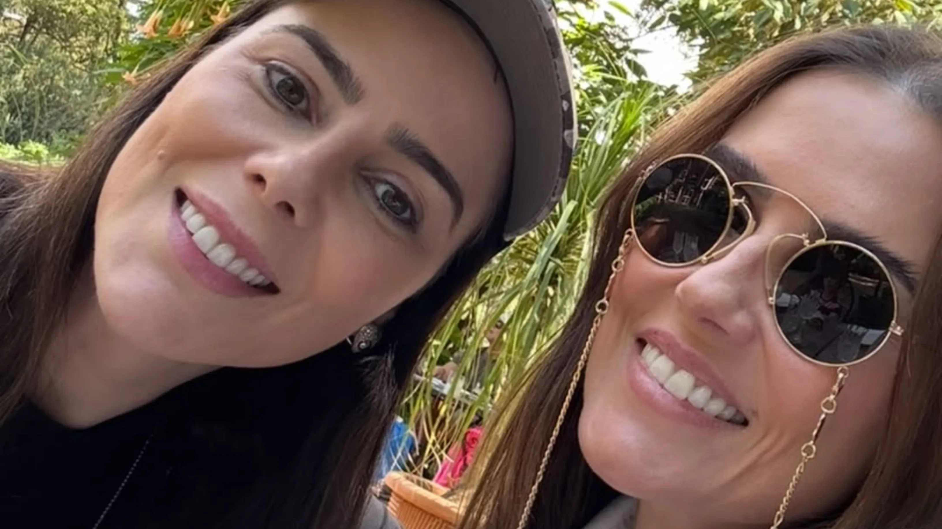 Deborah Secco celebra aniversário da irmã Bárbara - Imagem do artigo