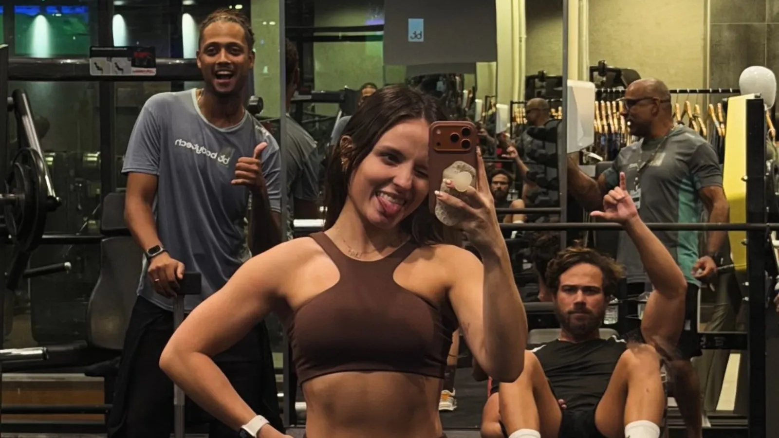 Larissa Manoela faz treino noturno com marido André Frambach - Imagem do artigo