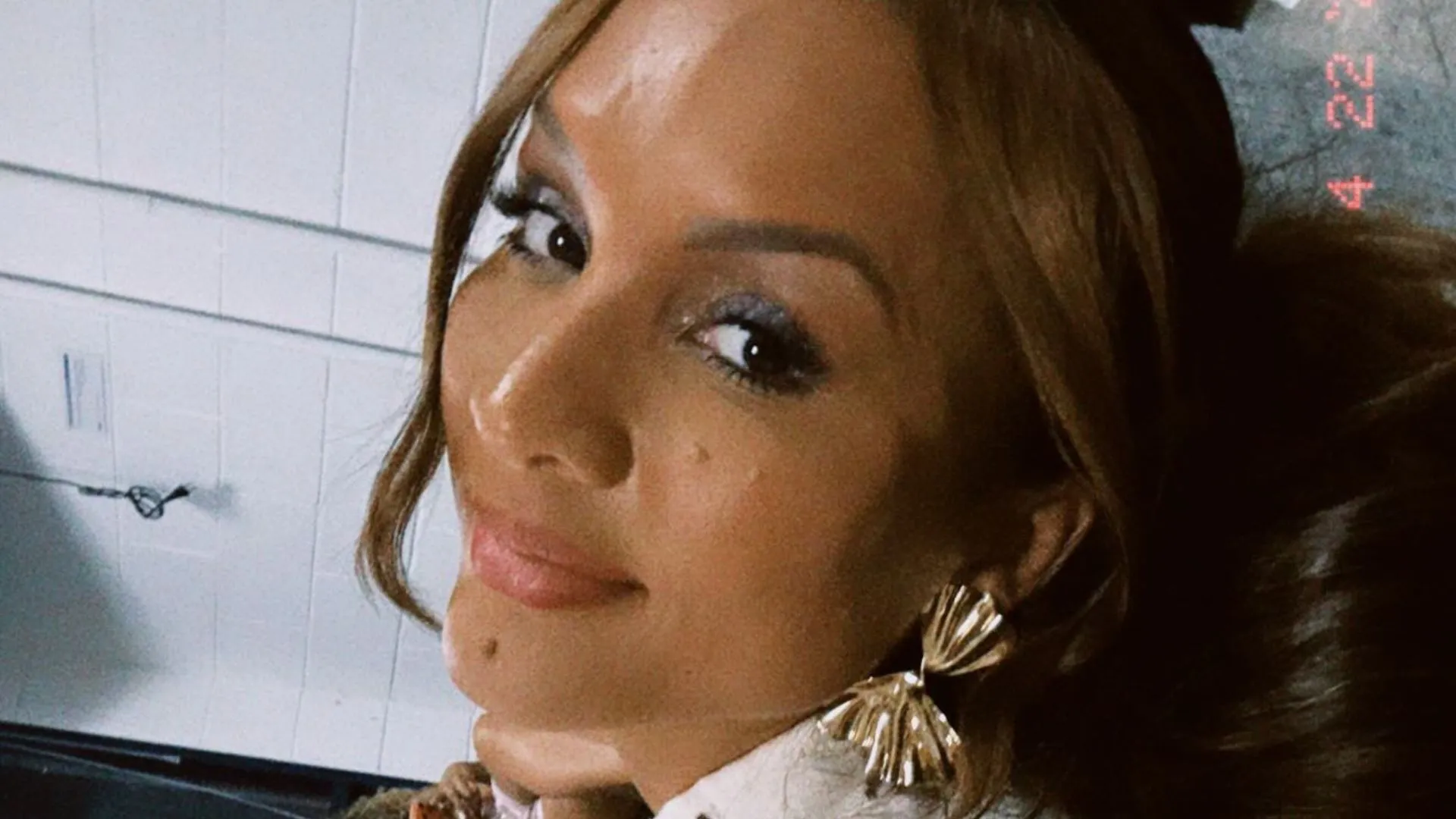 Maxiane desfalca reencontro do BBB26 por orientação médica - Imagem do artigo