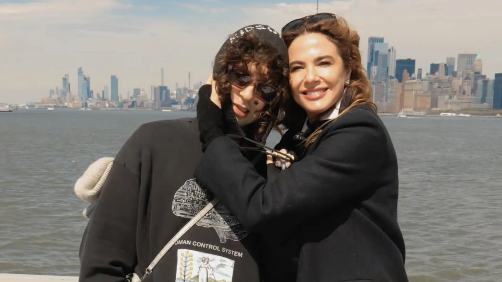 Luciana Gimenez e Lucas Jagger passeiam por Nova York - Imagem do artigo