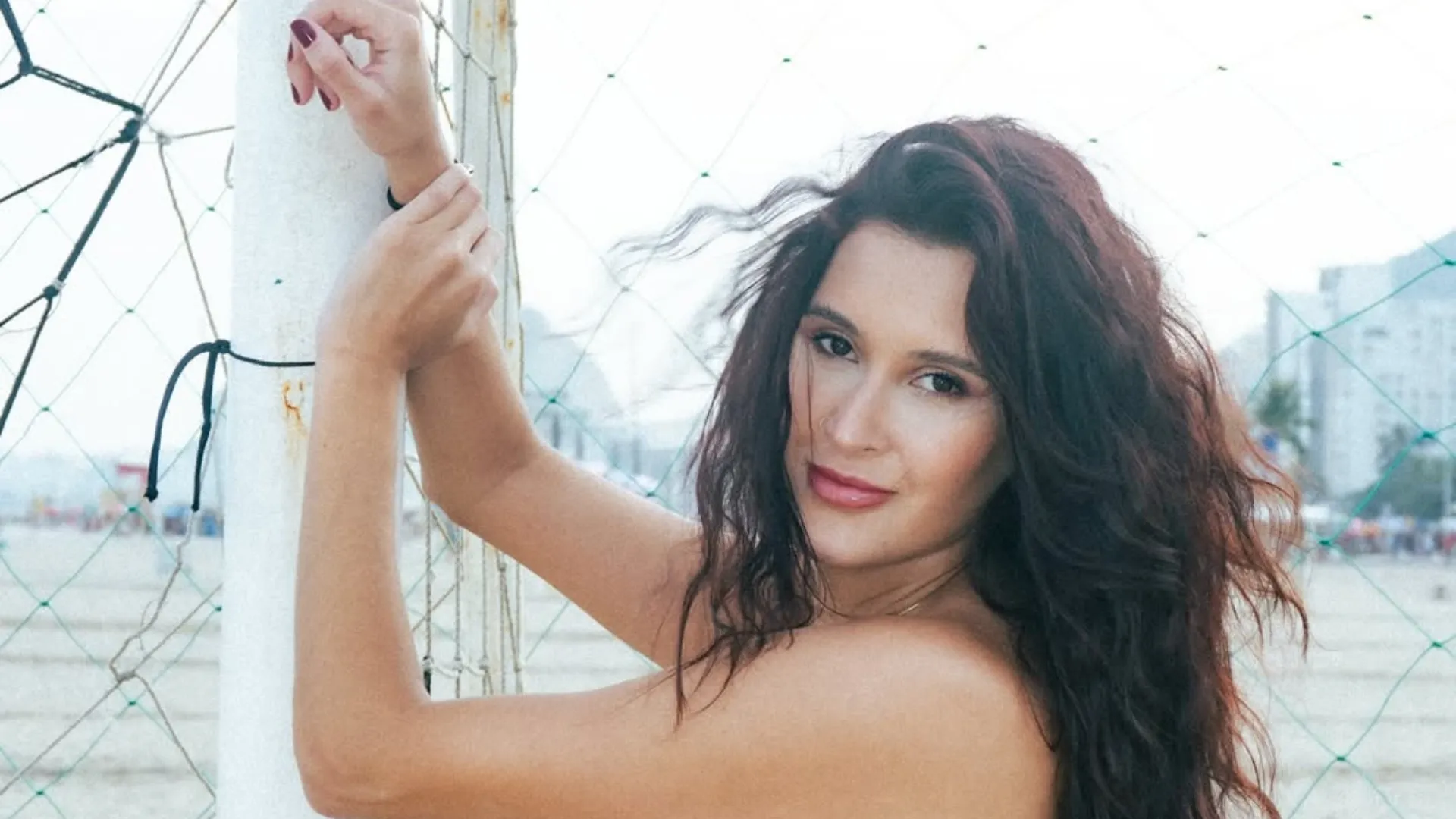 Look de Beatriz Bonemer para show da Shakira em Copacabana - Imagem do artigo