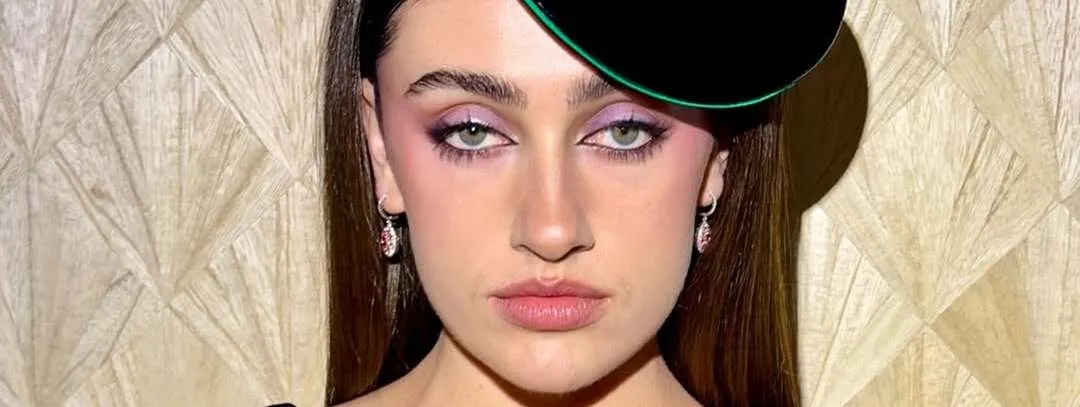 Marc Jacobs Beauty volta e domina beleza do MET Gala 2026 - Imagem do artigo