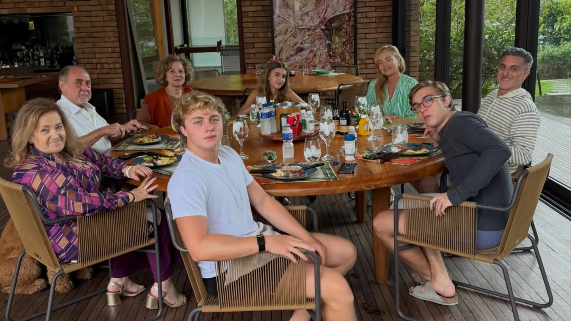 Angélica celebra Dia das Mães com almoço em família - Imagem do artigo