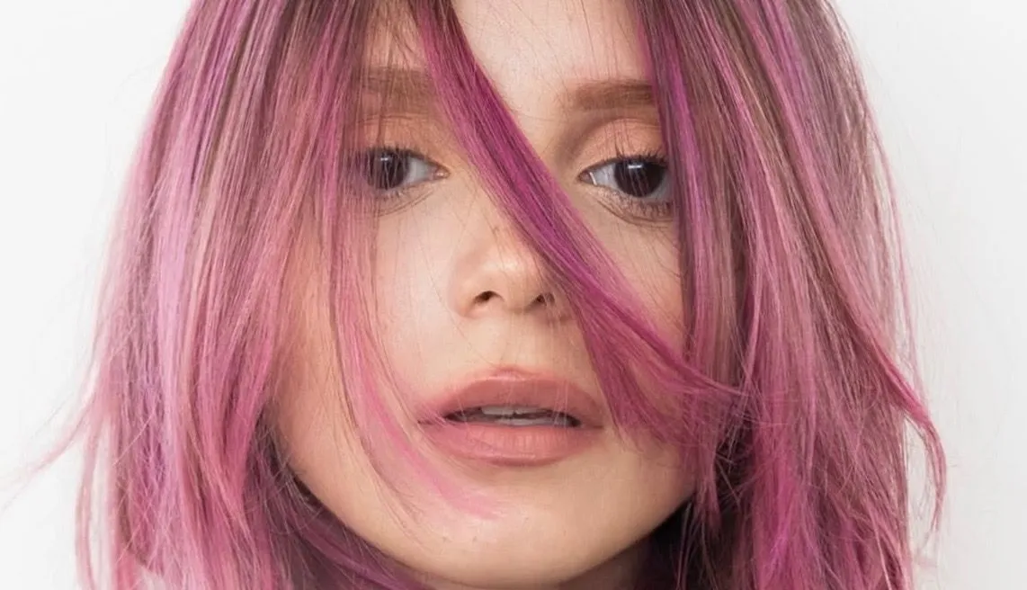 Cabelo rosa: tendência domina passarelas e redes sociais - Imagem do artigo