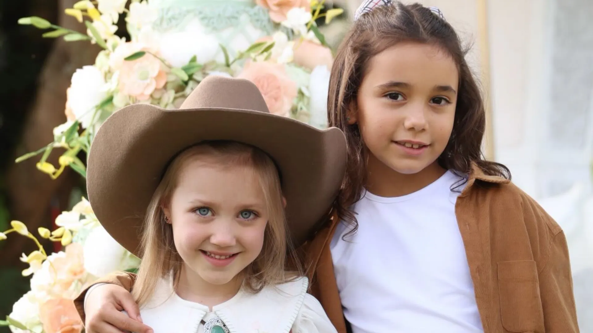 Ticiane Pinheiro leva Manuella ao aniversário de Vicky Justus - Imagem do artigo