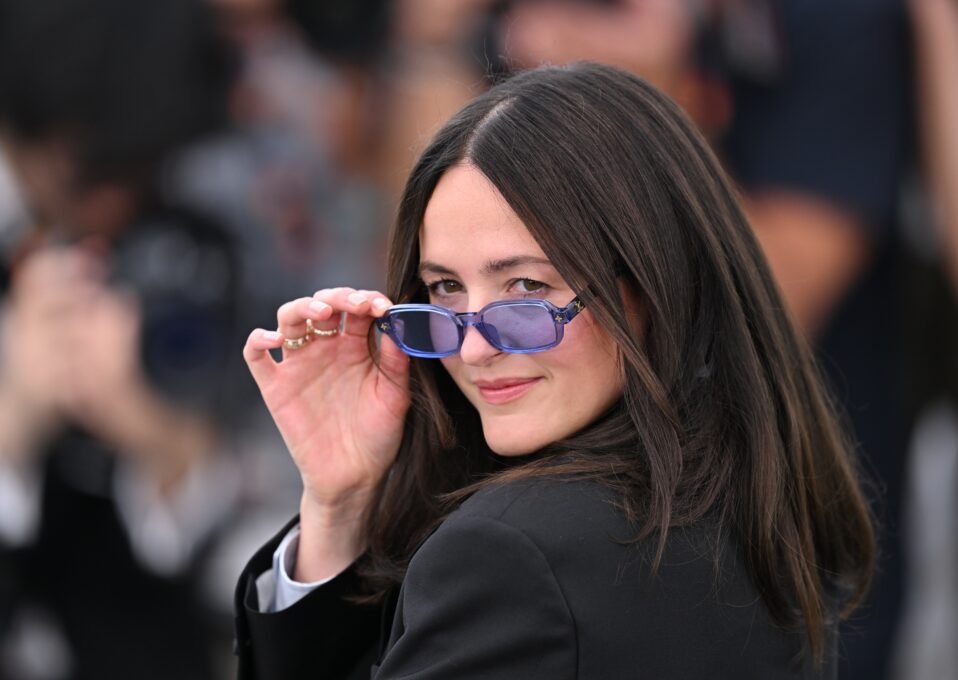 Óculos de sol em Cannes 2026 dominam estilo das estrelas - Imagem do artigo