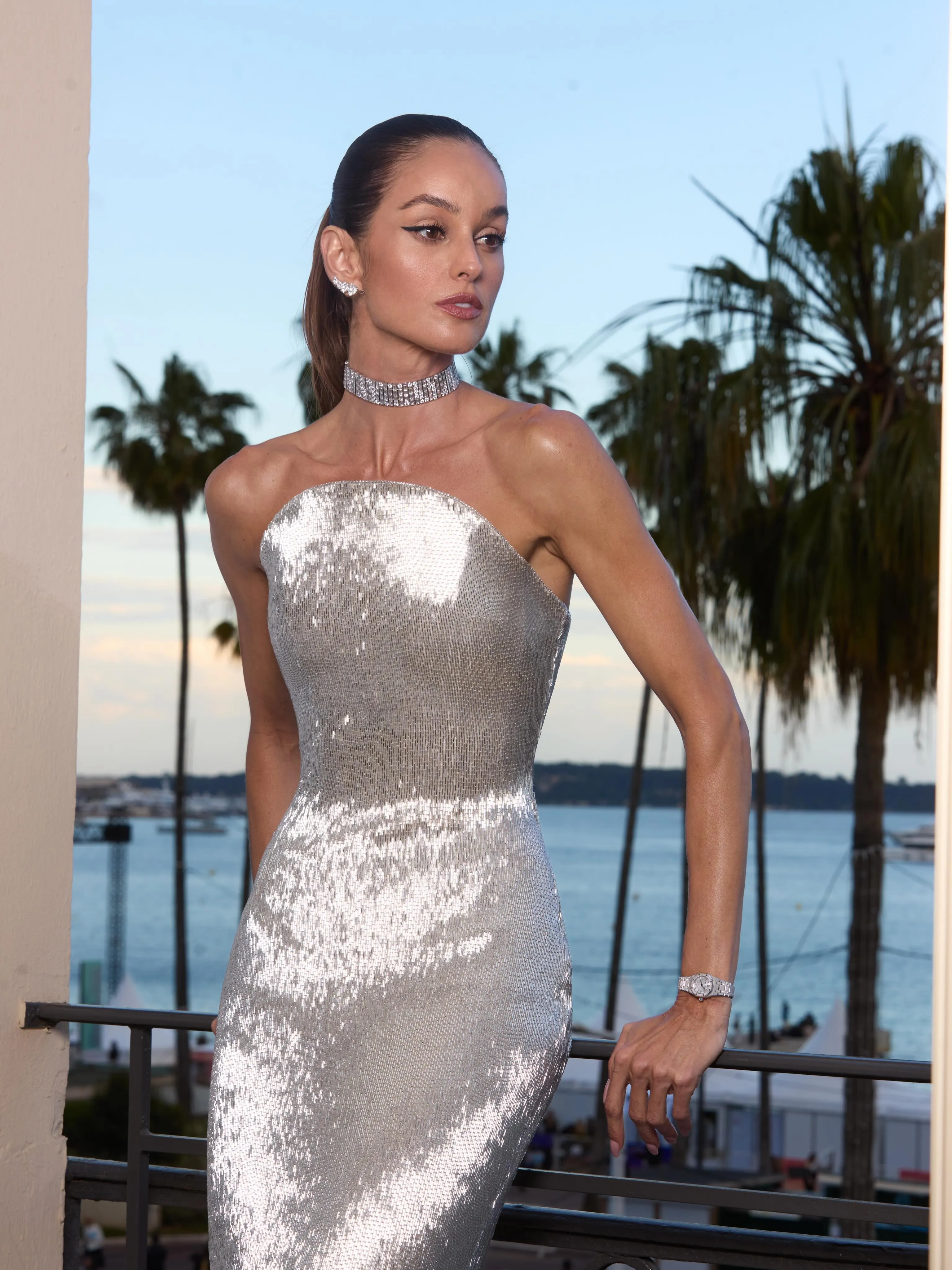 Izabel Goulart Cannes: modelo reage a críticas faciais - Imagem do artigo