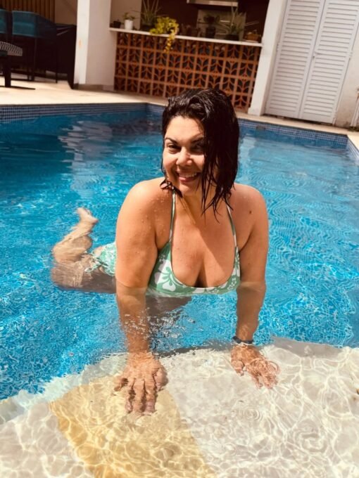 Fabiana Karla exibe treino na academia após emagrecer - Imagem do artigo original