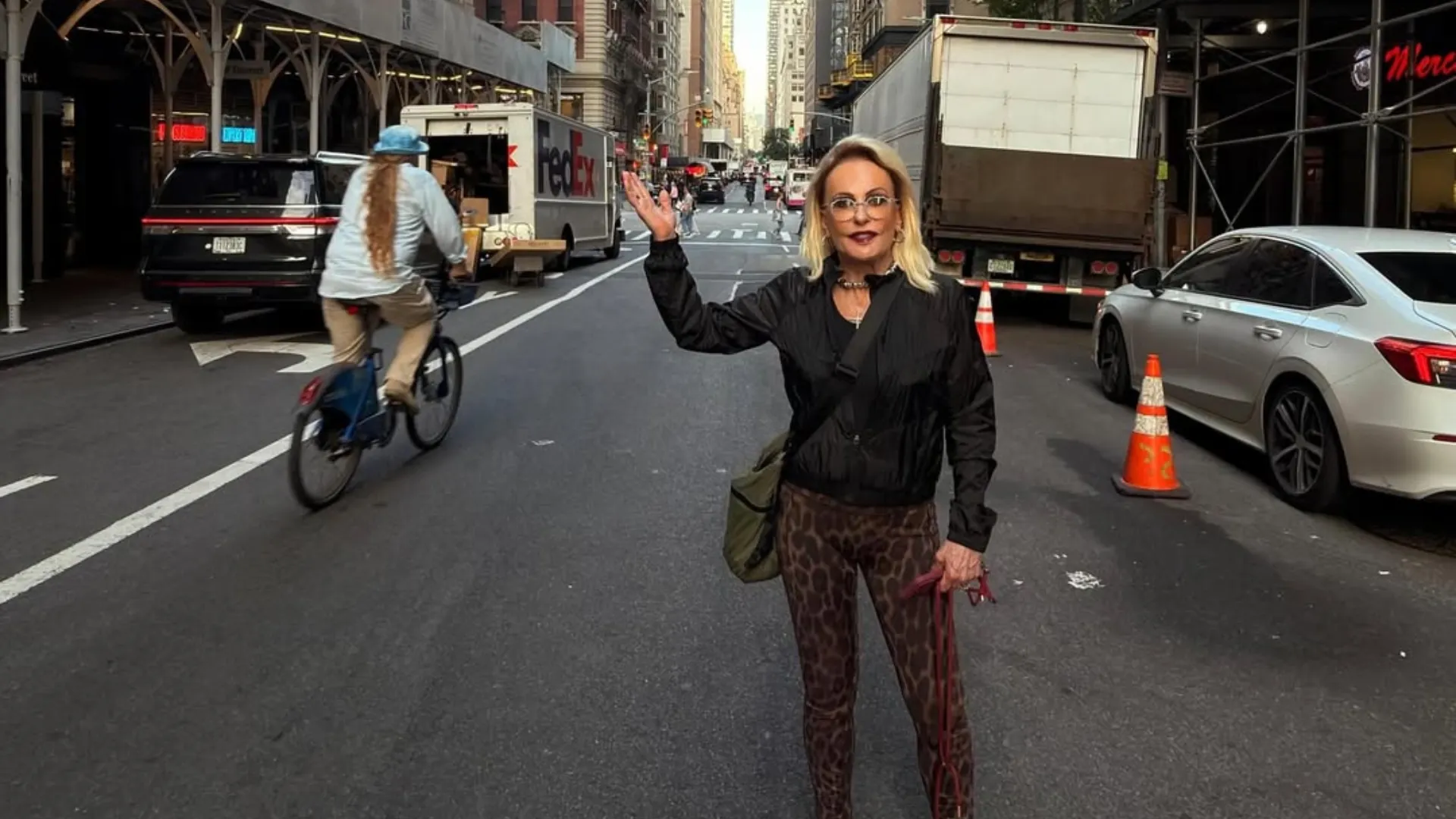 Ana Maria Braga curte férias em Nova York e exibe bastidores - Imagem do artigo