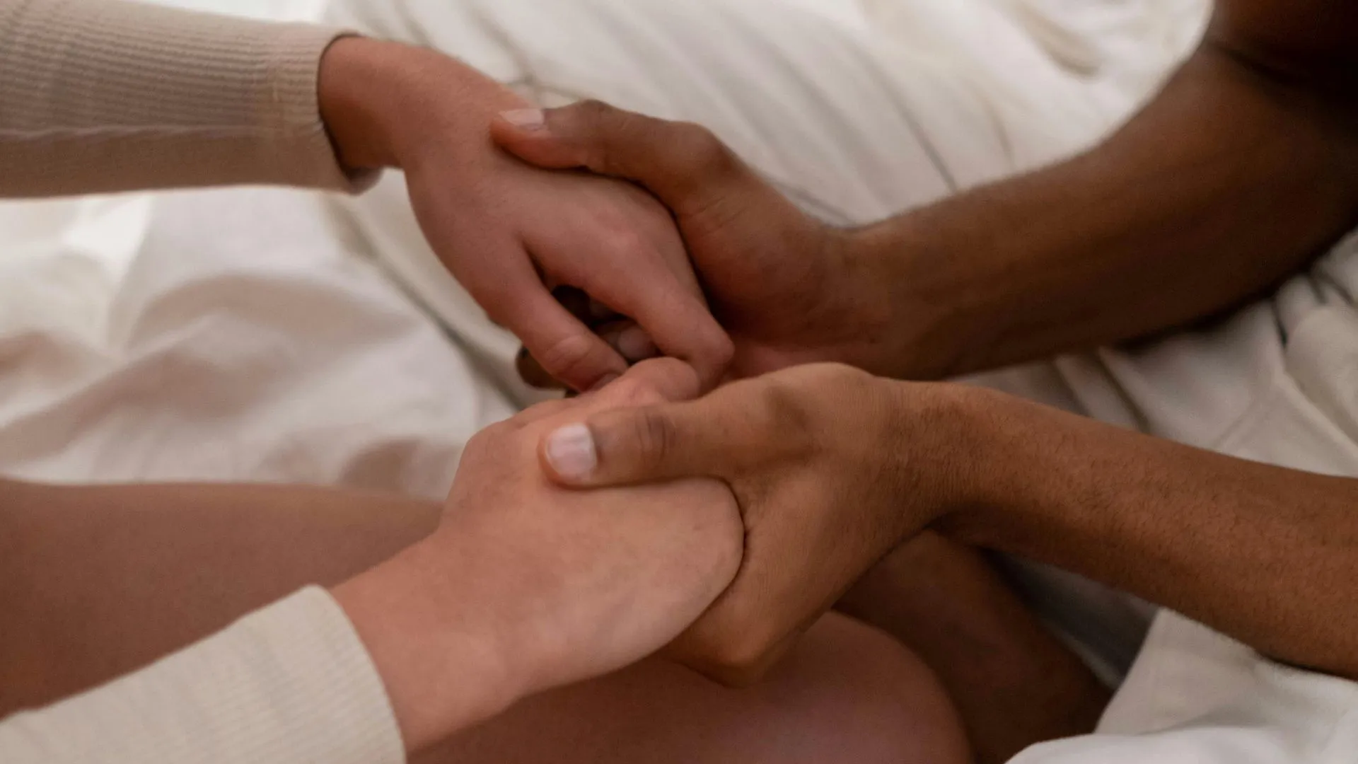 Aftercare pós-sexo: entenda como carinho evita ressaca - Imagem do artigo