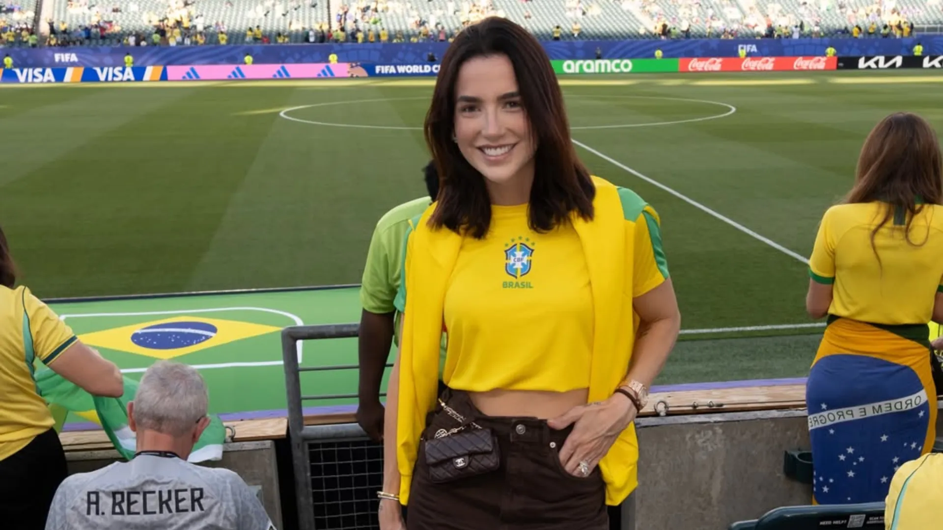 Duda Fournier exibe look na Copa e recebe elogios - Imagem do artigo